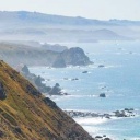 vue sur l'océan pacifique en Californie depuis les falaises longeant la côte