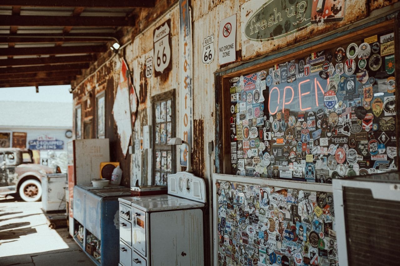welcome-las-vegas-nevada-toni-tan-unsplash
